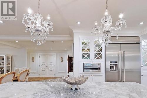 141 Cambridge Crescent, Richmond Hill, ON - Indoor Photo Showing Dining Room