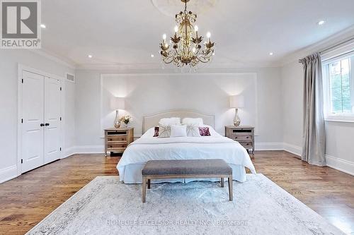 141 Cambridge Crescent, Richmond Hill, ON - Indoor Photo Showing Bedroom