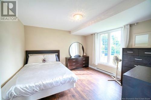 250 Raymond, Bathurst, NB - Indoor Photo Showing Bedroom