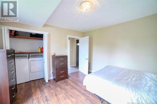 250 Raymond, Bathurst, NB - Indoor Photo Showing Bedroom