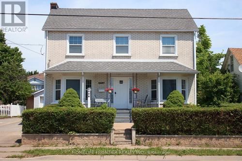 6257 Dunn Street, Niagara Falls, ON - Outdoor With Deck Patio Veranda With Facade