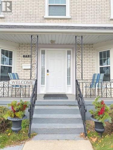 6257 Dunn Street, Niagara Falls, ON - Outdoor