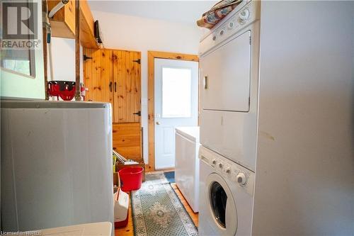 Pcl5327 Island 51, Nipissing, ON - Indoor Photo Showing Laundry Room