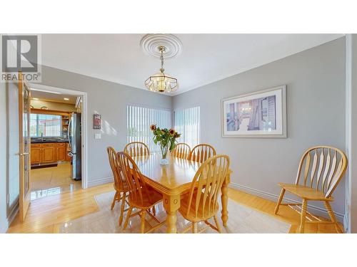 388 Road 10 Road, Oliver, BC - Indoor Photo Showing Dining Room