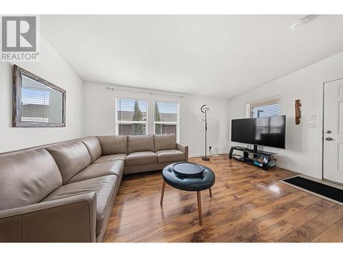 2440 Old Okanagan Highway Unit# 606, West Kelowna, BC - Indoor Photo Showing Living Room