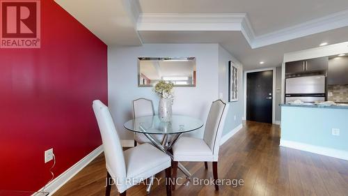 2525 - 500 Doris Avenue, Toronto (Willowdale East), ON - Indoor Photo Showing Dining Room