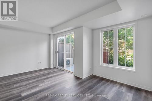 3 - 43 Hays Boulevard, Oakville, ON - Indoor Photo Showing Other Room