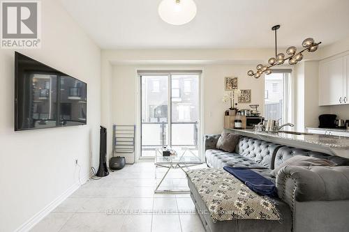 33 - 33 Summer Wind Lane, Brampton (Northwest Brampton), ON - Indoor Photo Showing Living Room