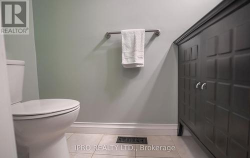 974 Raintree Lane, Mississauga (Lorne Park), ON - Indoor Photo Showing Bathroom