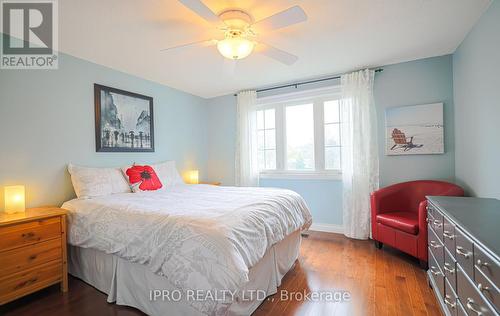 974 Raintree Lane, Mississauga (Lorne Park), ON - Indoor Photo Showing Bedroom