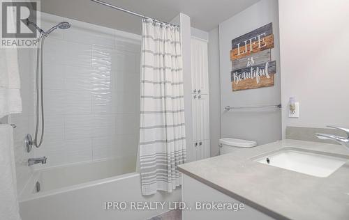 974 Raintree Lane, Mississauga (Lorne Park), ON - Indoor Photo Showing Bathroom