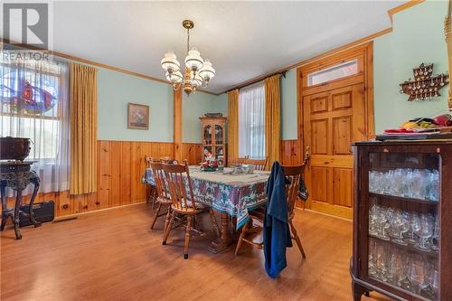 343 Mary Street, Pembroke, ON - Indoor Photo Showing Dining Room