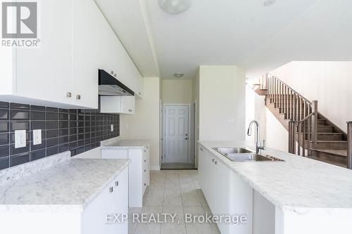 219 Aviron Crescent, Welland, ON - Indoor Photo Showing Kitchen With Double Sink