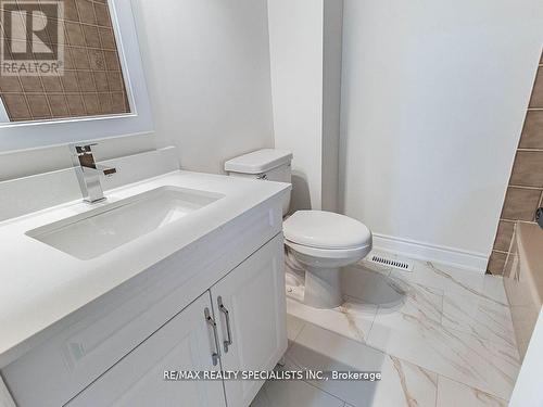 46 Kingknoll Drive, Brampton, ON - Indoor Photo Showing Bathroom