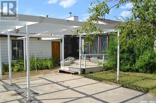 Sitter Acreage, Kindersley, SK - Outdoor