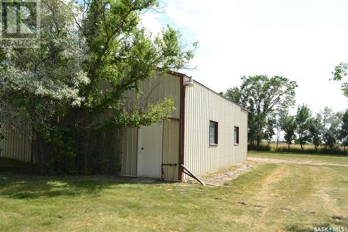 Sitter Acreage, Kindersley, SK - Outdoor