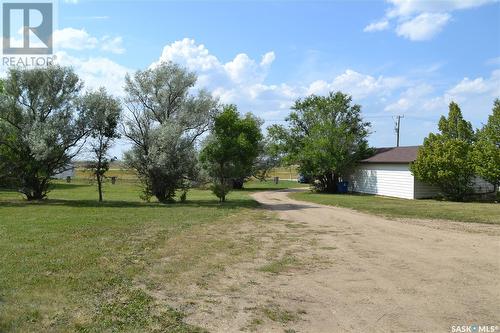 Sitter Acreage, Kindersley, SK - Outdoor