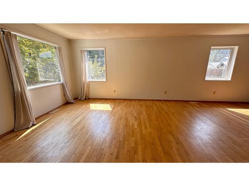 225 Dalgren Street, Kimberley, BC - Indoor Photo Showing Other Room