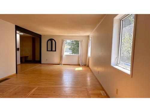 225 Dalgren Street, Kimberley, BC - Indoor Photo Showing Other Room