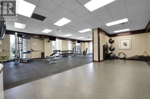 3003 - 35 Balmuto Street, Toronto, ON - Indoor Photo Showing Gym Room