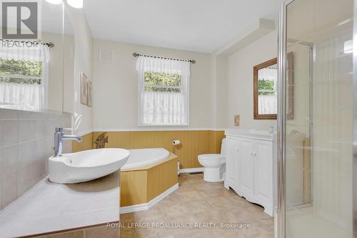 789 Hearns Road, Quinte West, ON - Indoor Photo Showing Bathroom