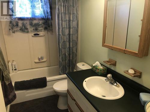 45 Carrier Crescent, Fraser Lake, BC - Indoor Photo Showing Bathroom