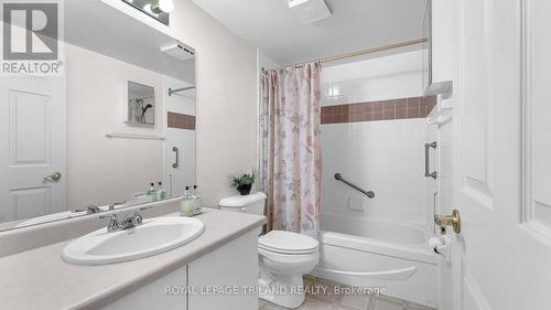 204 - 155 Kent Street, London, ON - Indoor Photo Showing Bathroom