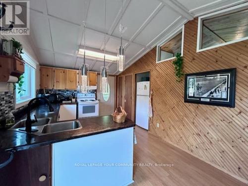 5 Pinewood Boulevard, Kawartha Lakes (Woodville), ON - Indoor Photo Showing Kitchen With Double Sink