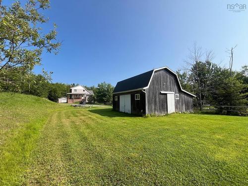 209 Arrowhead Drive, Enfield, NS 