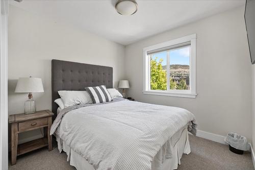 5-3750 West Bay Road, West Kelowna, BC - Indoor Photo Showing Bedroom