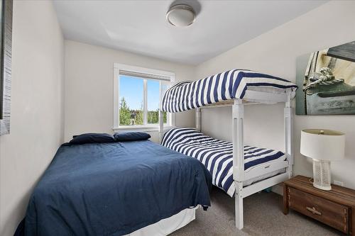 5-3750 West Bay Road, West Kelowna, BC - Indoor Photo Showing Bedroom