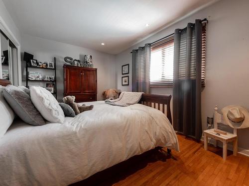 Chambre Ã Â coucher - 1520 Av. De La Mauricie, Laval (Duvernay), QC - Indoor Photo Showing Bedroom