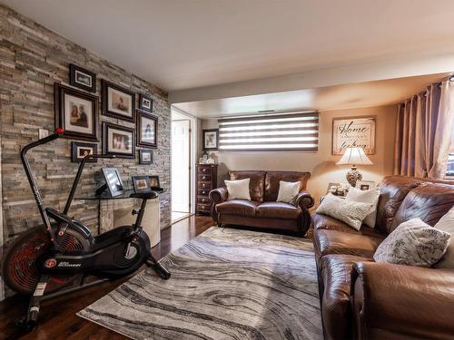 Boudoir - 1520 Av. De La Mauricie, Laval (Duvernay), QC - Indoor Photo Showing Living Room