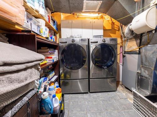 Salle de lavage - 1520 Av. De La Mauricie, Laval (Duvernay), QC - Indoor Photo Showing Laundry Room