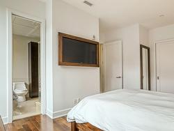 Master bedroom - 