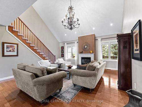 9 Blue Heron Dr, Mono, ON - Indoor Photo Showing Living Room With Fireplace