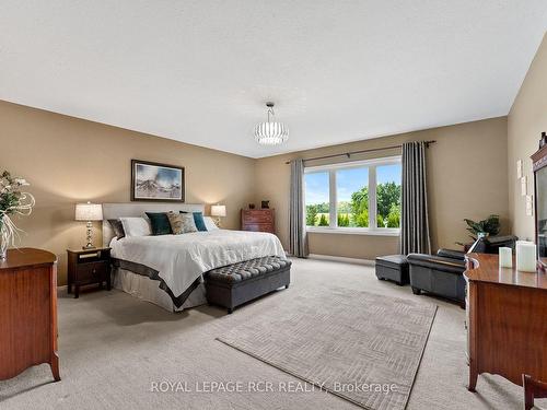 9 Blue Heron Dr, Mono, ON - Indoor Photo Showing Bedroom