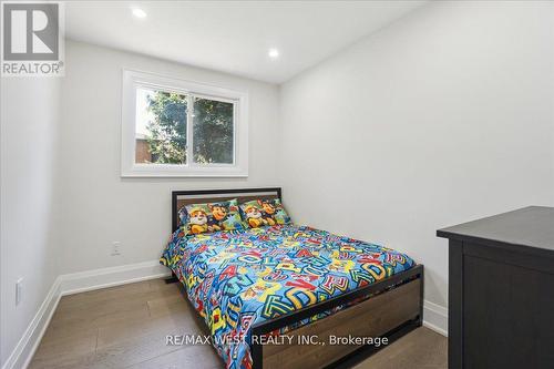 2199 Richard Street, Innisfil (Alcona), ON - Indoor Photo Showing Bedroom