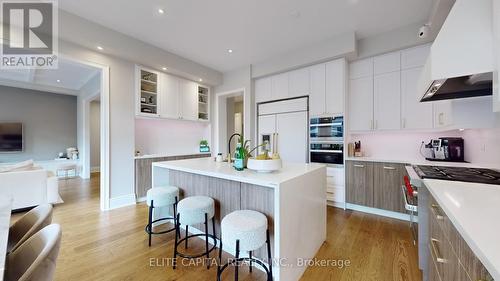 18 Rotondo Crescent, Vaughan (Kleinburg), ON - Indoor Photo Showing Kitchen With Upgraded Kitchen