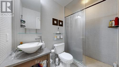 2505 - 8 Colborne Street, Toronto (Church-Yonge Corridor), ON - Indoor Photo Showing Bathroom