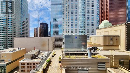 2505 - 8 Colborne Street, Toronto (Church-Yonge Corridor), ON - Outdoor With Facade