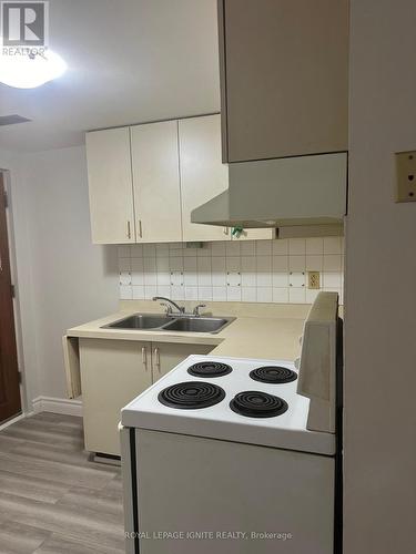 330 Morningside Avenue, Toronto (West Hill), ON - Indoor Photo Showing Kitchen With Double Sink