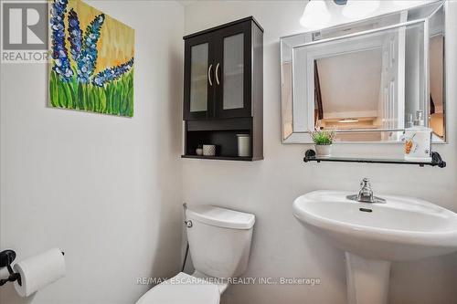 2403 Emerson Drive, Burlington (Orchard), ON - Indoor Photo Showing Bathroom