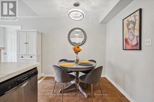 2403 Emerson Drive, Burlington (Orchard), ON - Indoor Photo Showing Dining Room