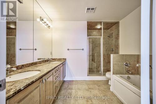 2201 - 70 Absolute Avenue, Mississauga, ON - Indoor Photo Showing Bathroom