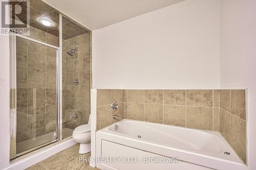 2201 - 70 Absolute Avenue, Mississauga, ON - Indoor Photo Showing Bathroom