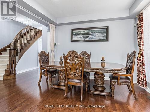 24 Bonnieglen Farm Boulevard, Caledon, ON - Indoor Photo Showing Dining Room