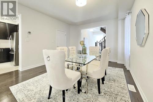 60 Falconridge Terrace, East Gwillimbury, ON - Indoor Photo Showing Dining Room