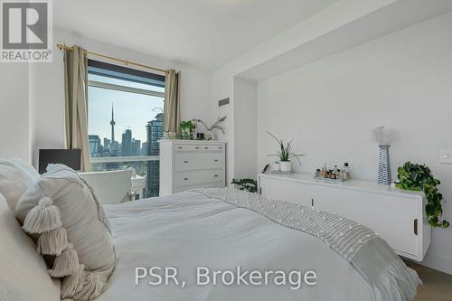 2406 - 80 Western Battery Road E, Toronto (Niagara), ON - Indoor Photo Showing Bedroom