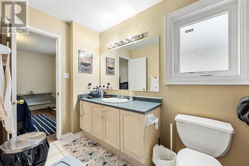 7268 Frontier Ridge, Mississauga (Meadowvale Village), ON - Indoor Photo Showing Bathroom